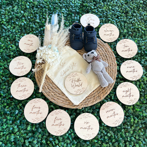 Rustic Baby Wooden milestone cards