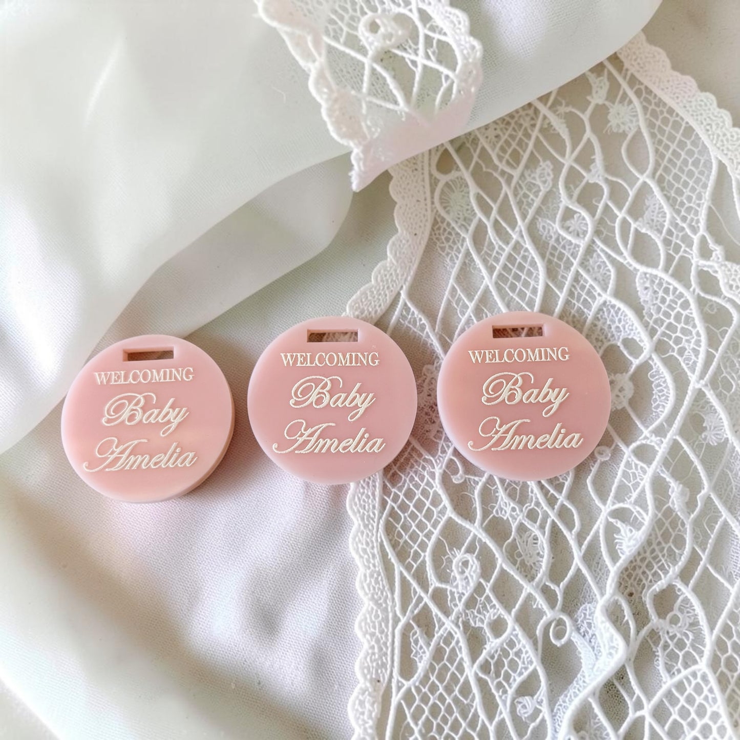 Personalised Round coloured Acrylic Favour Tags – Custom Gift & Candle Tags