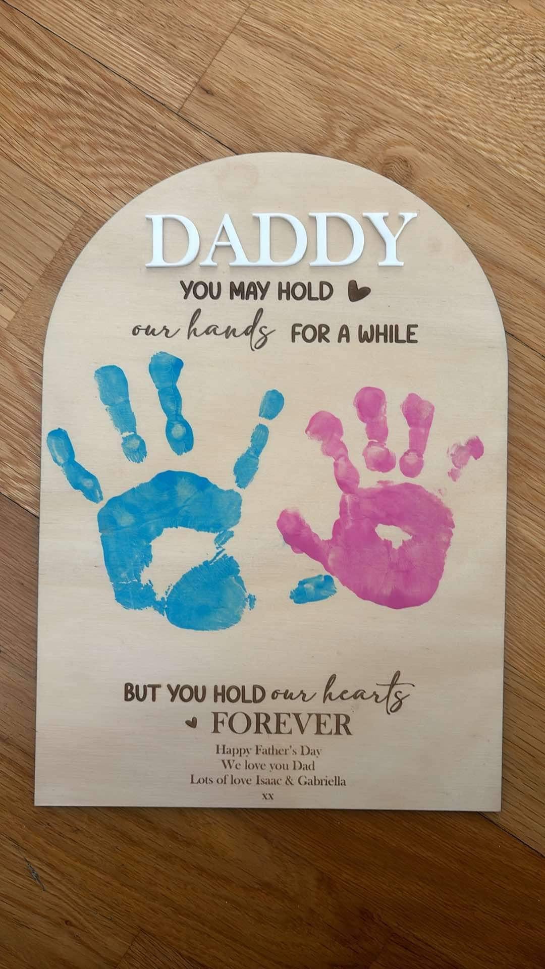 Daddy hand print Plaque Personalised Wood Engraved | Father's Day Gift | Gift for dad