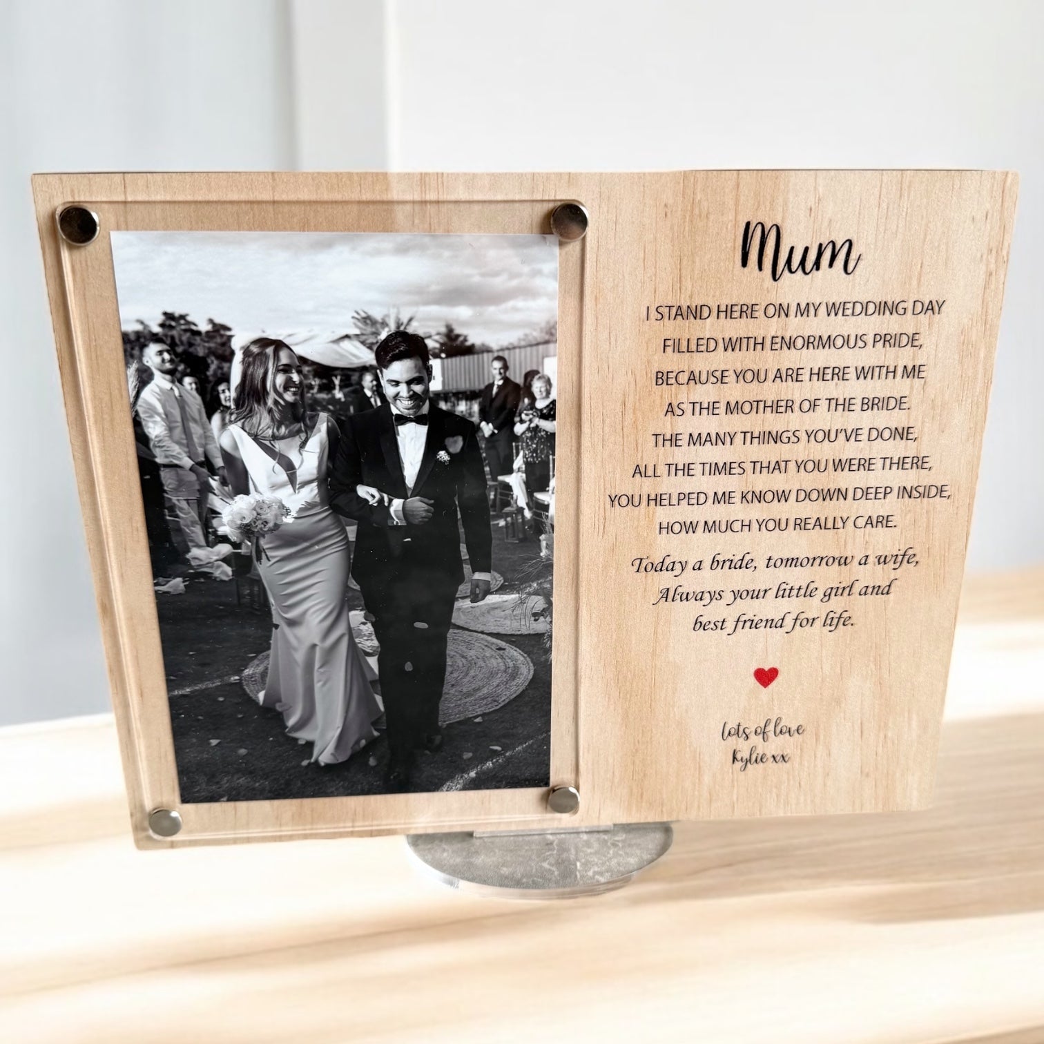 Gift for mum
Mum gift
Wedding day
Wedding gift for mum
Wood frame