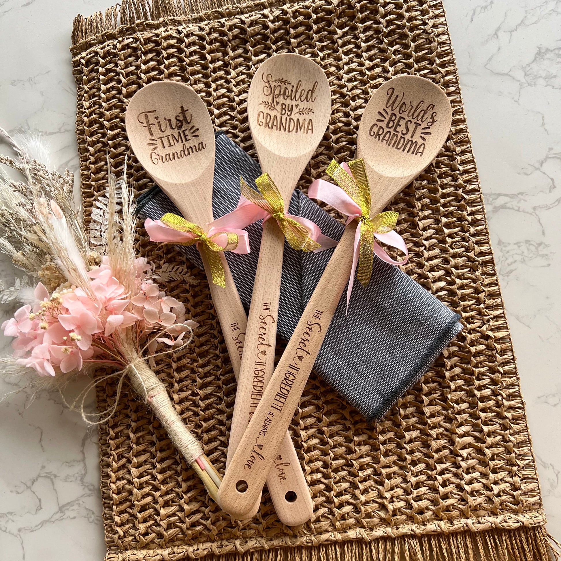 Personalised Wooden Spoon Grandma | Gifts for grandma | World's Best nan | First time Grandma | Mother's Day Gifts